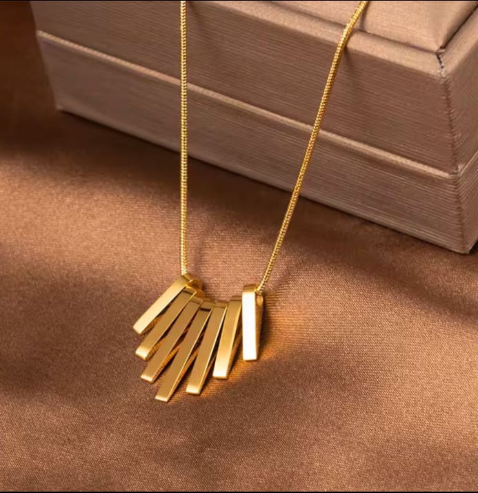 Dangling Stripes Necklace