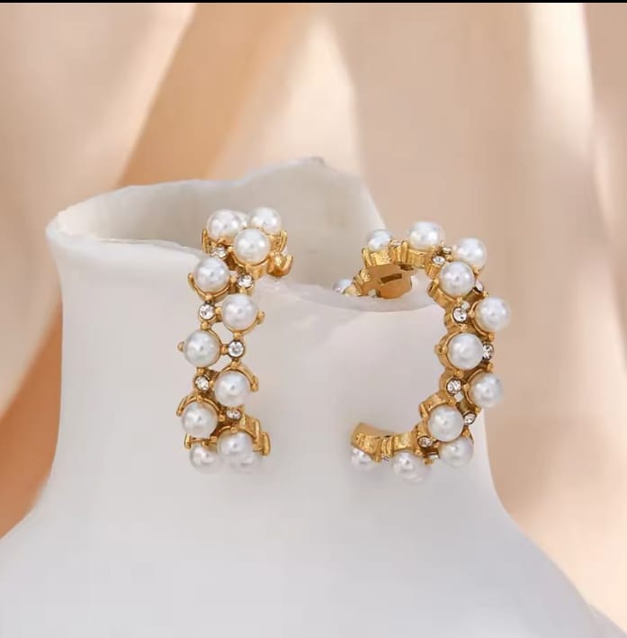 Pearl Earing