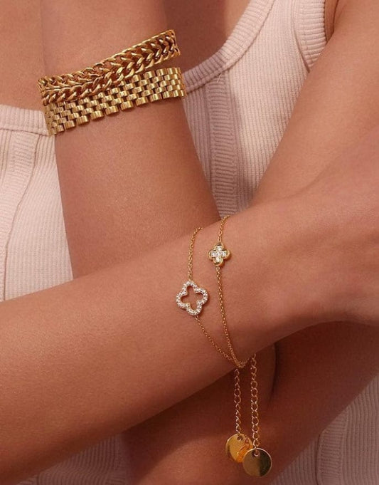 Hollow Clover Bracelete