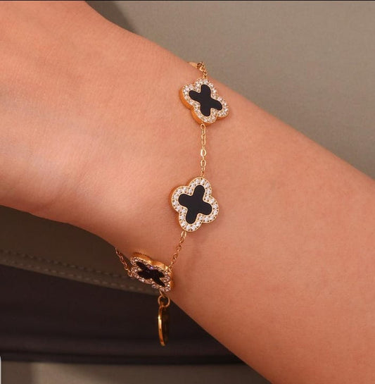 Black Clover Bracelete